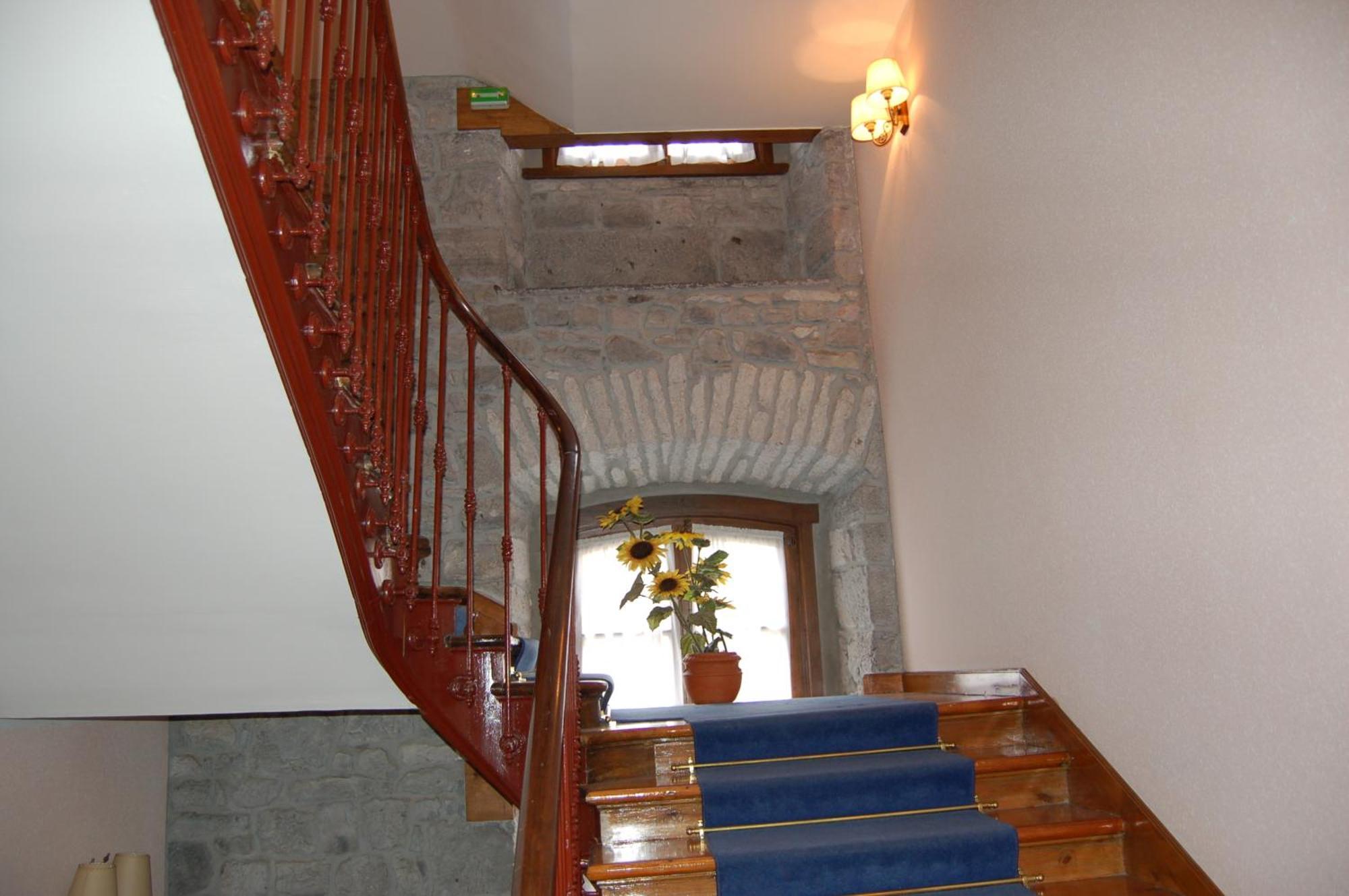 Onís Puente Romano מראה חיצוני תמונה