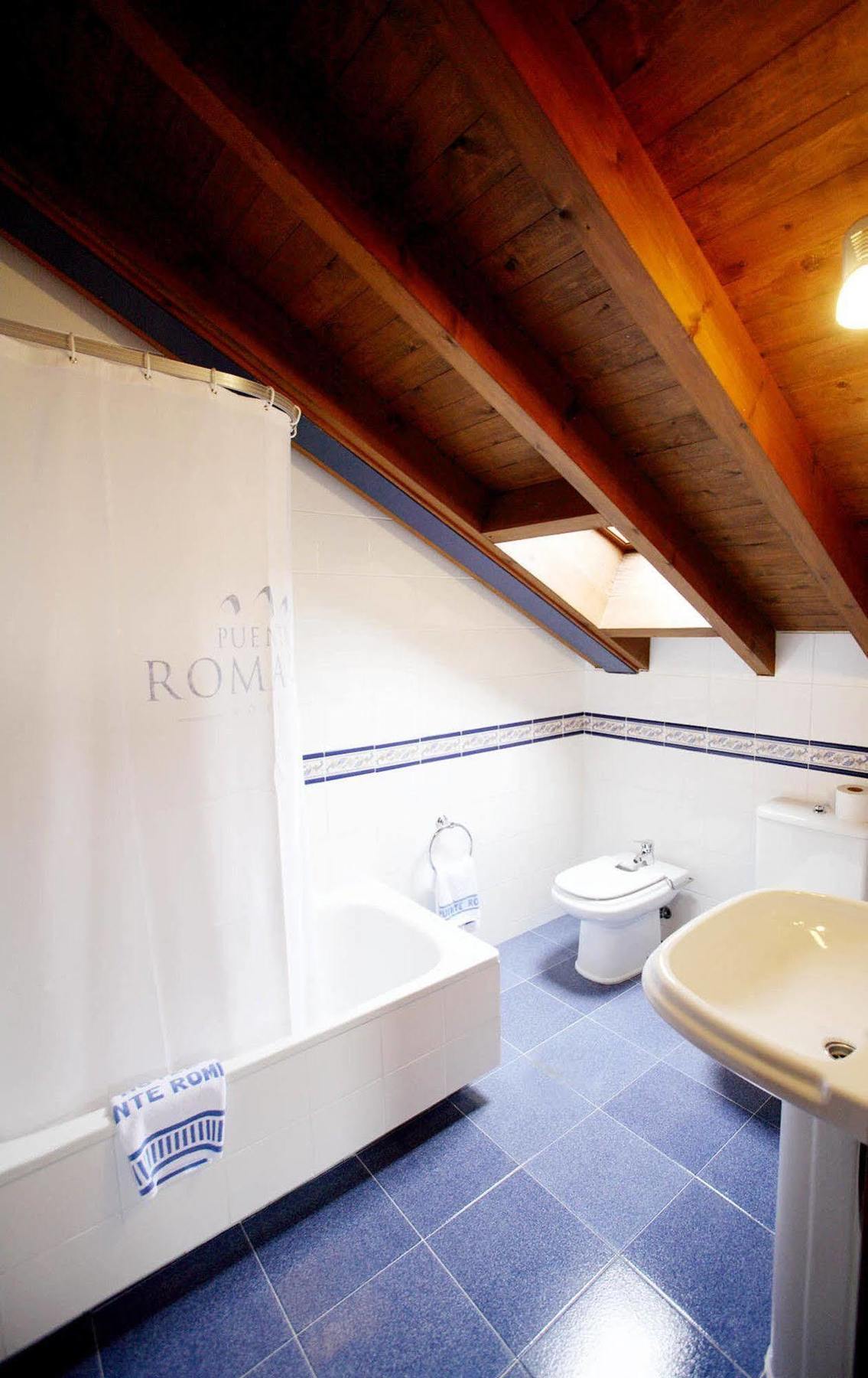Onís Puente Romano מראה חיצוני תמונה